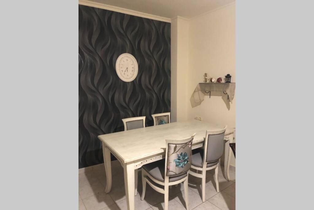 Apartment In The Heart Of The *